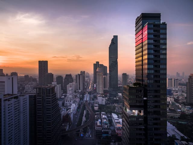 M Silom