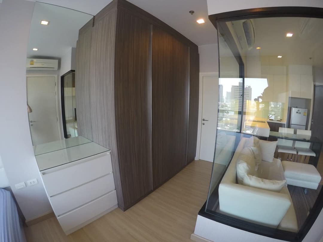 Urbano Absolute Sathon-Taksin photo 1