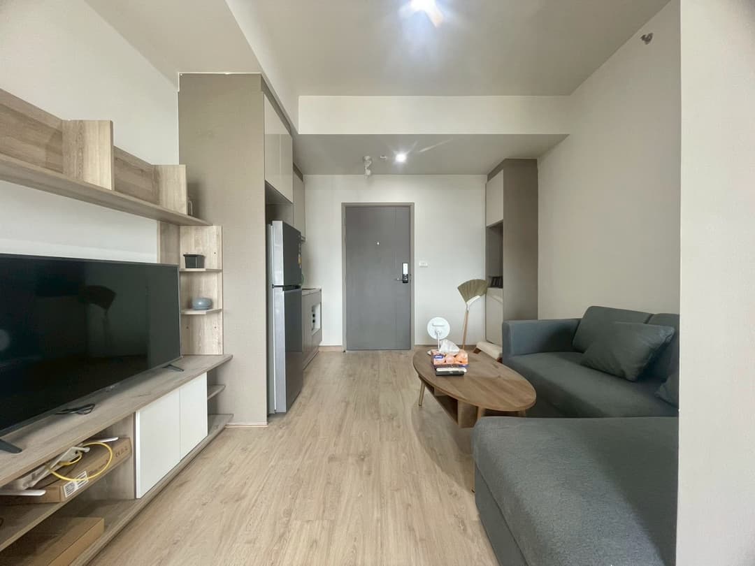 High-floor 1BR, sweeping city skyline — Ideo Rama9 Asoke photo 1