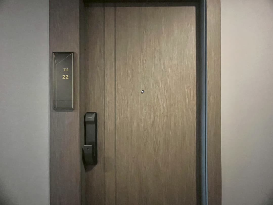 Designer 1BR with fluted-wood walls — Rhythm Ekkamai Estate photo 1