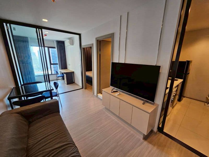Life Asoke-Rama 9 | 1 Bedroom for Rent photo 1
