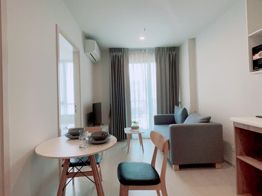 Newly furnished, sunlit 1BR — Nue Noble Cheangwattana photo 1