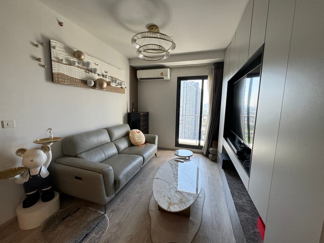 Fully styled 2BR, closed kitchen — The Tree Pattanakarn photo 1