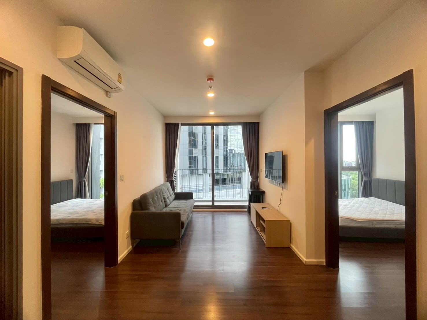 2 Bedrooms for Rent