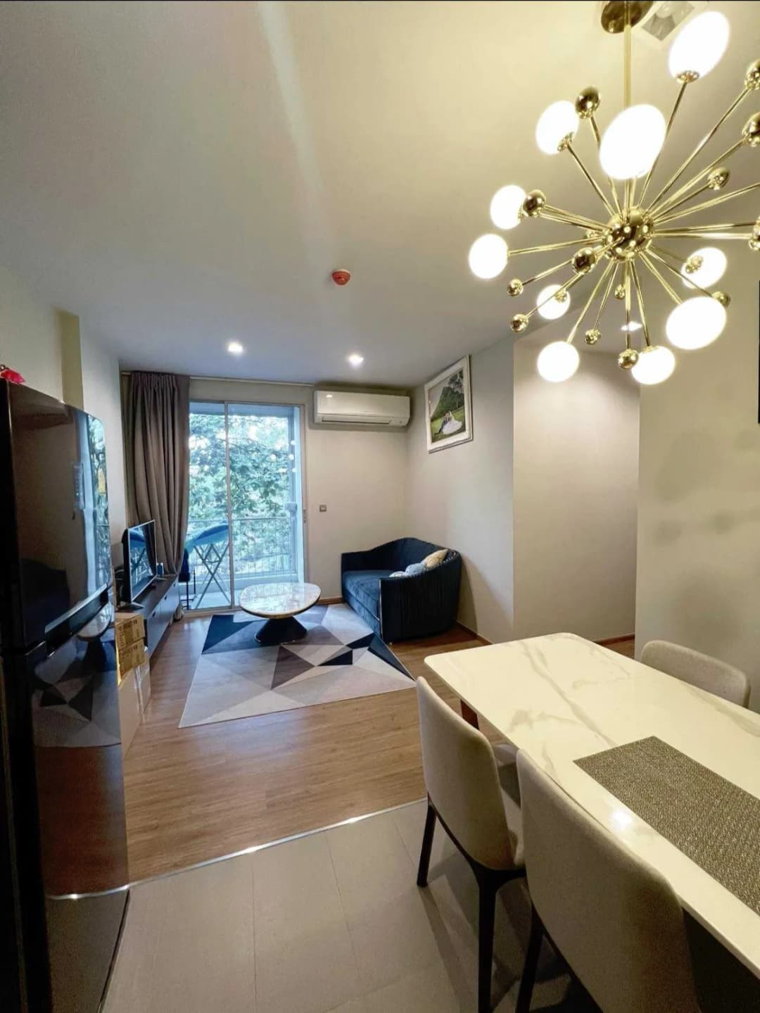 2BR Condo at Q Prasarnmit photo 1