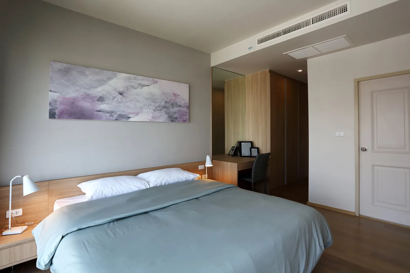 1BR Condo at Noble Reform Aree