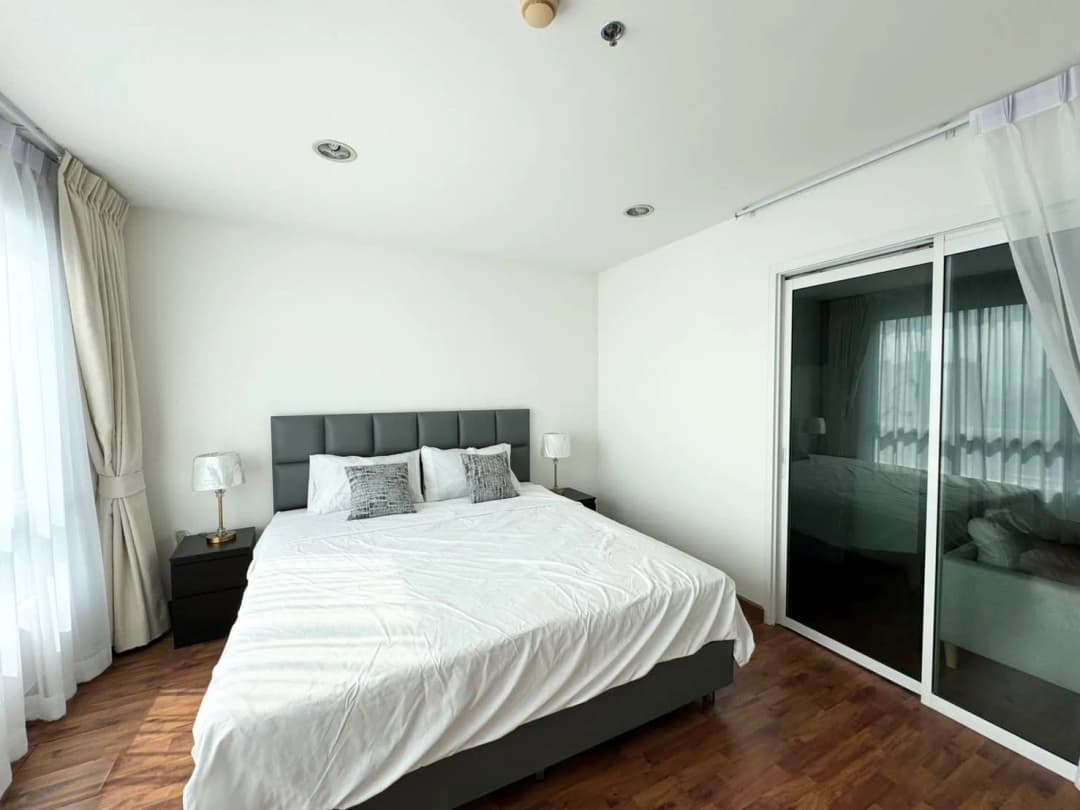 1BR Condo at Bangkok Horizon Ramkhamhaeng photo 1