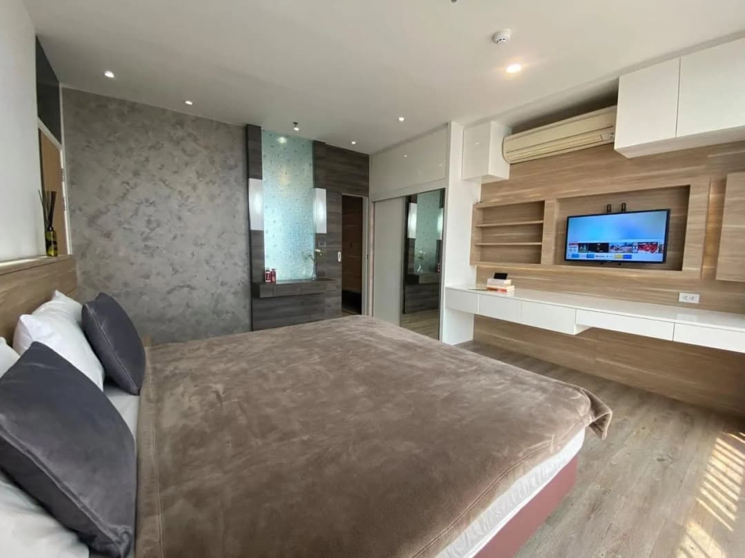 1BR Condo at The Issara Lat Phrao photo 1