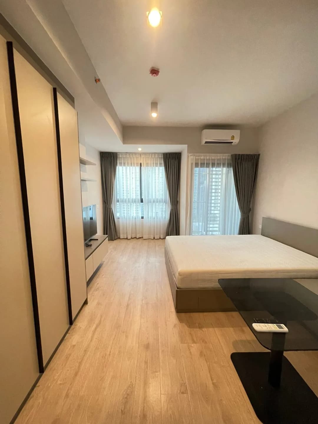1BR Condo at Ideo Rama 9 - Asoke photo 1