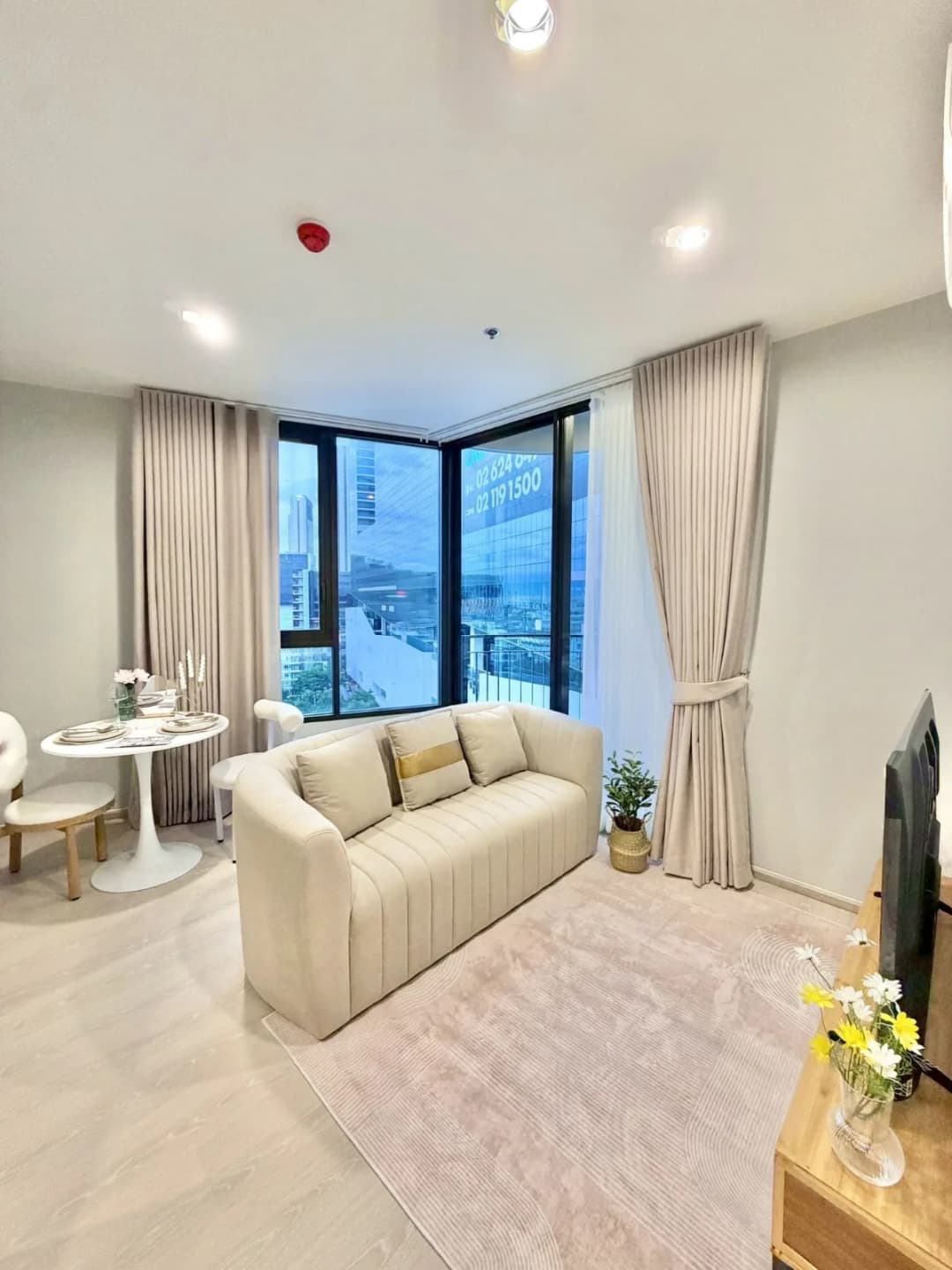 1BR Condo at Skyrise Avenue Sukhumvit 64 Tower Tower A photo 1