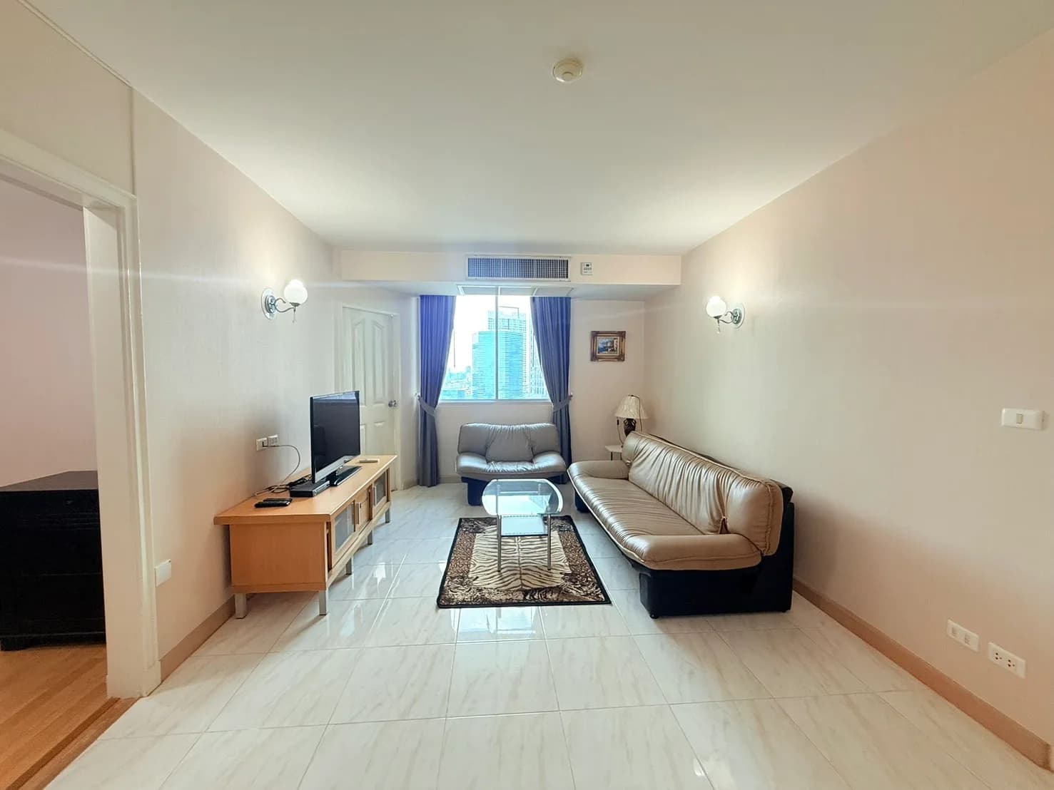 2 Bedrooms for Rent