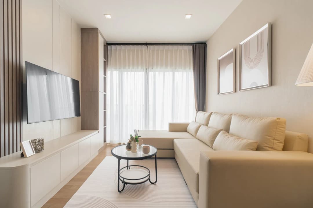 Noble Reveal | 1 Bedroom for Rent photo 1