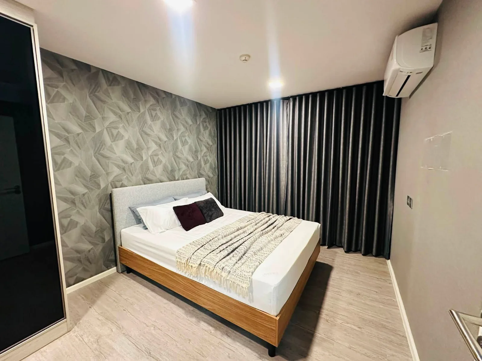 1 Bedroom for Rent