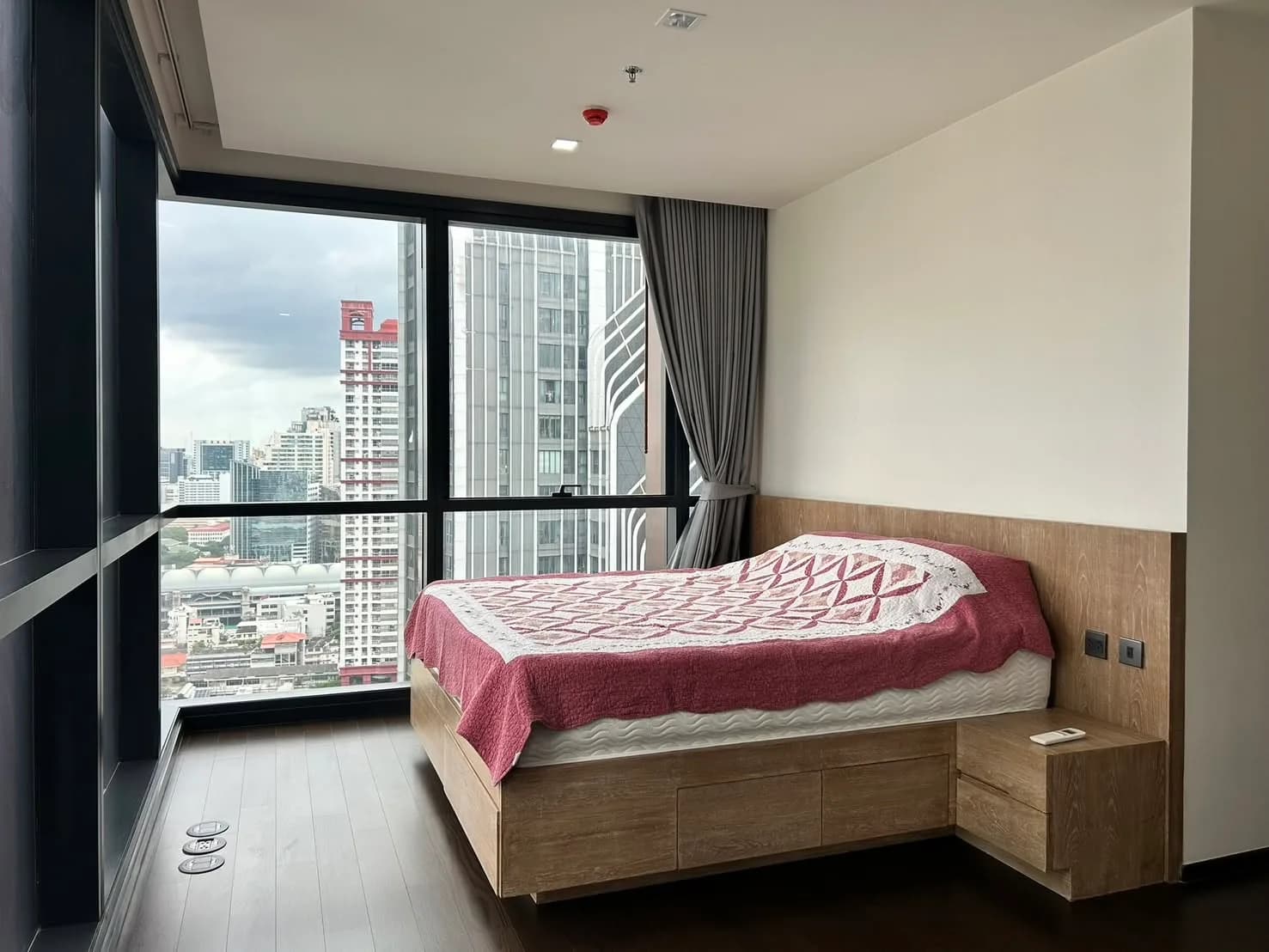 2 Bedrooms for Rent or Sale