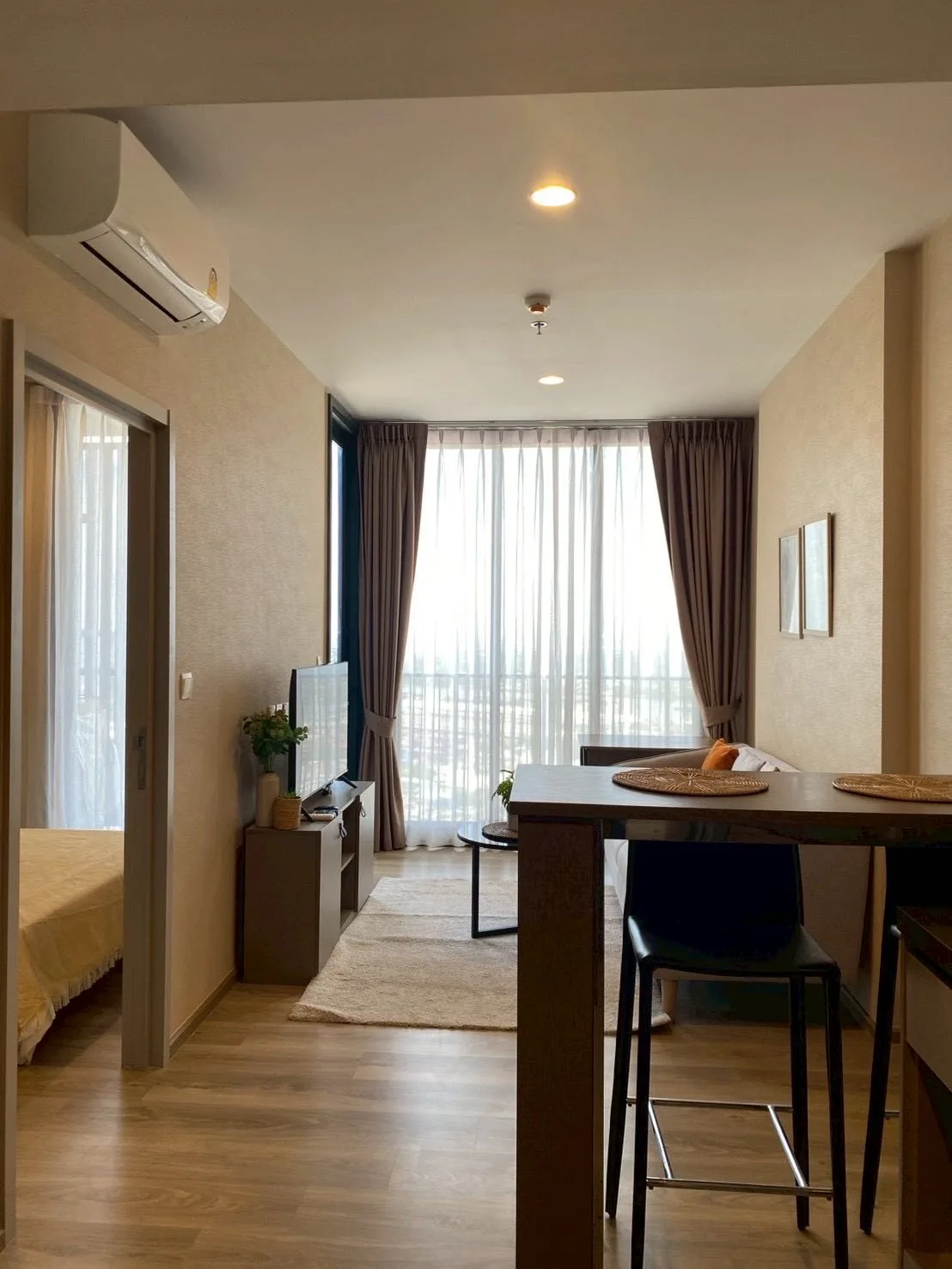 1 Bedroom for Rent