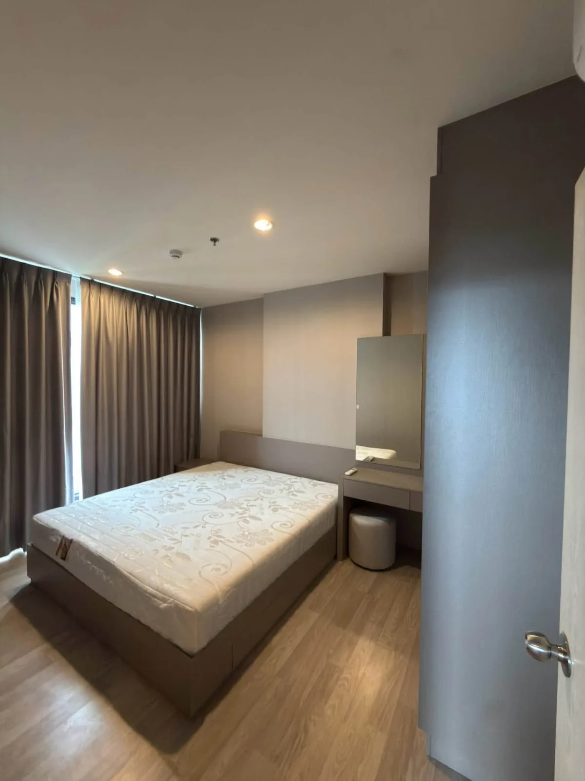 2 ห้องนอน · ให้เช่า