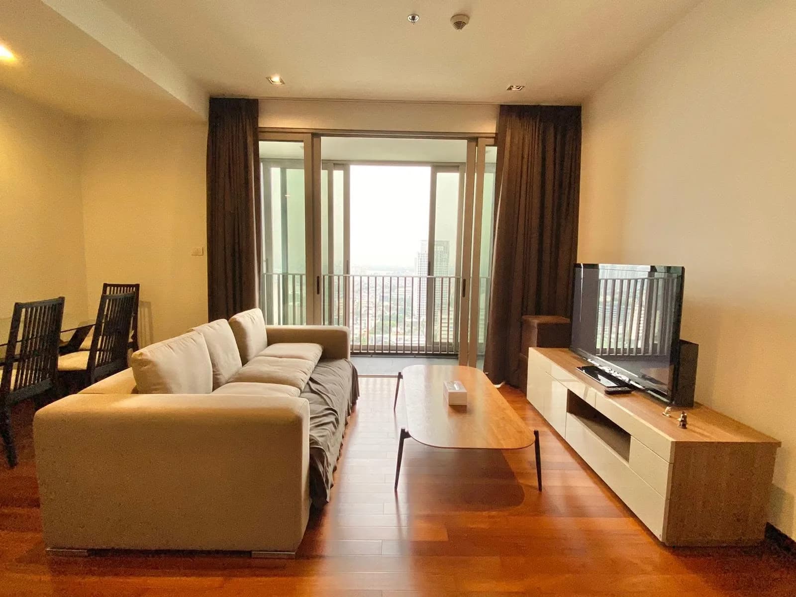 2 Bedrooms for Rent