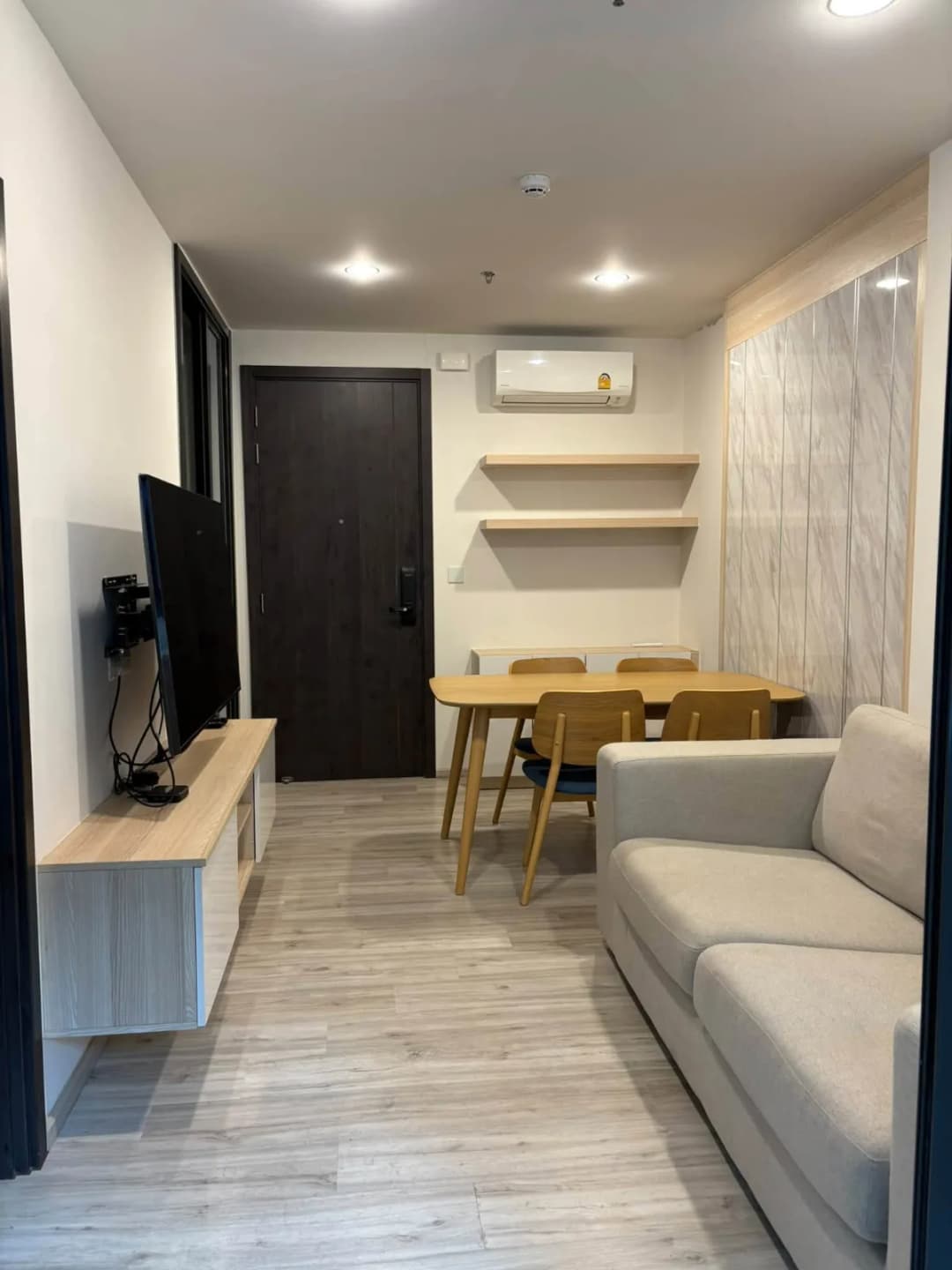 XT HUAIKHWANG | 1 Bedroom for Rent photo 1