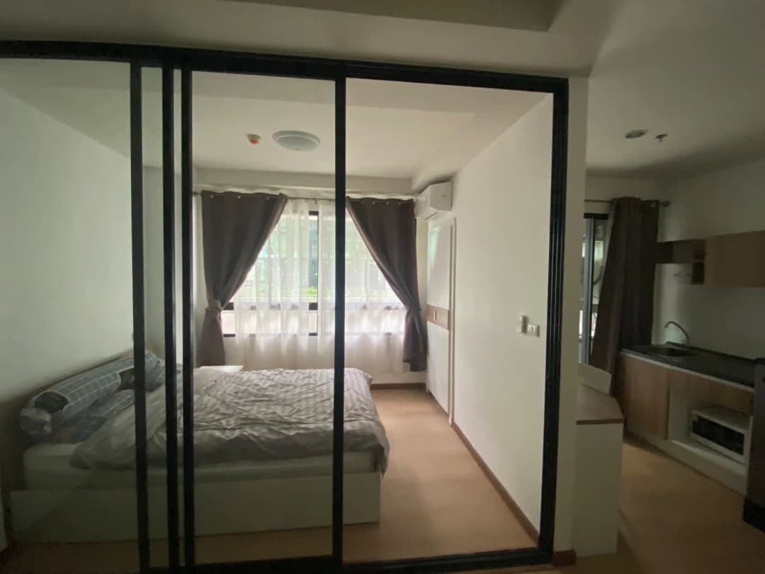 J Condo Sathorn - Kanlapraphruek | 1 Bedroom for Rent photo 1