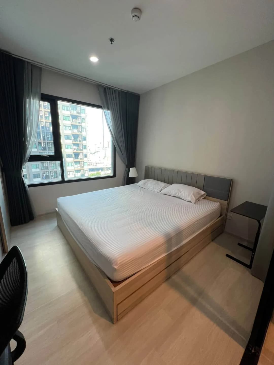 Life Asoke | 1 Bedroom for Rent photo 1
