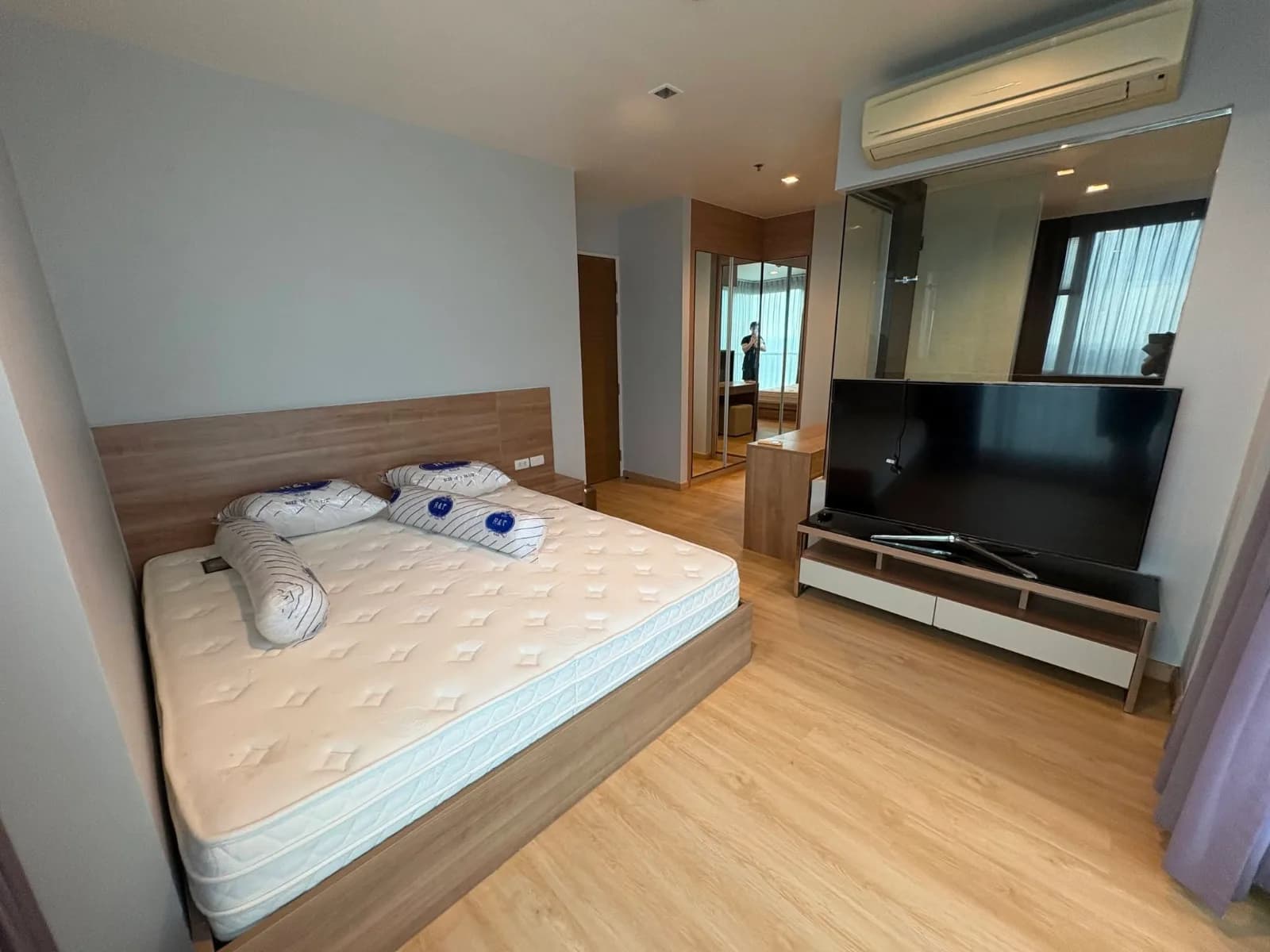 2 Bedrooms for Rent or Sale