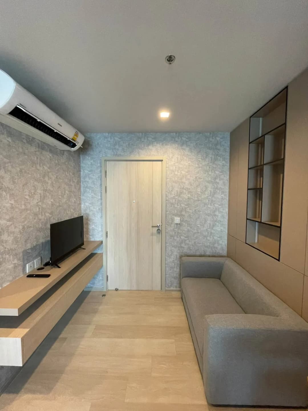 Life One Wireless | 1 Bedroom for Rent photo 1