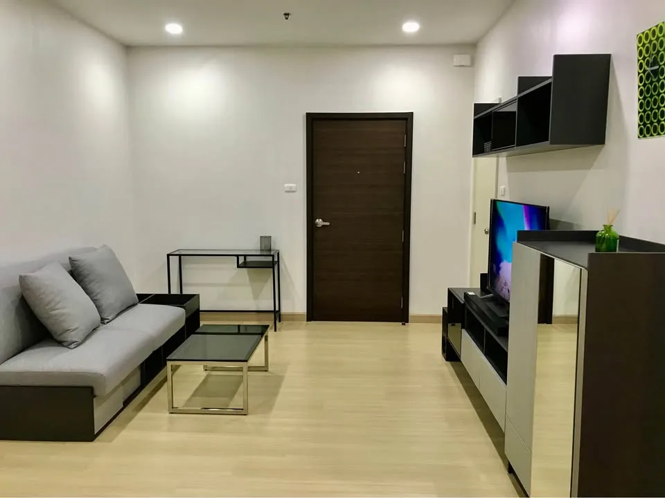 Supalai Loft Yaek Fai Chai Station | 1 Bedroom for Rent or Sale photo 1