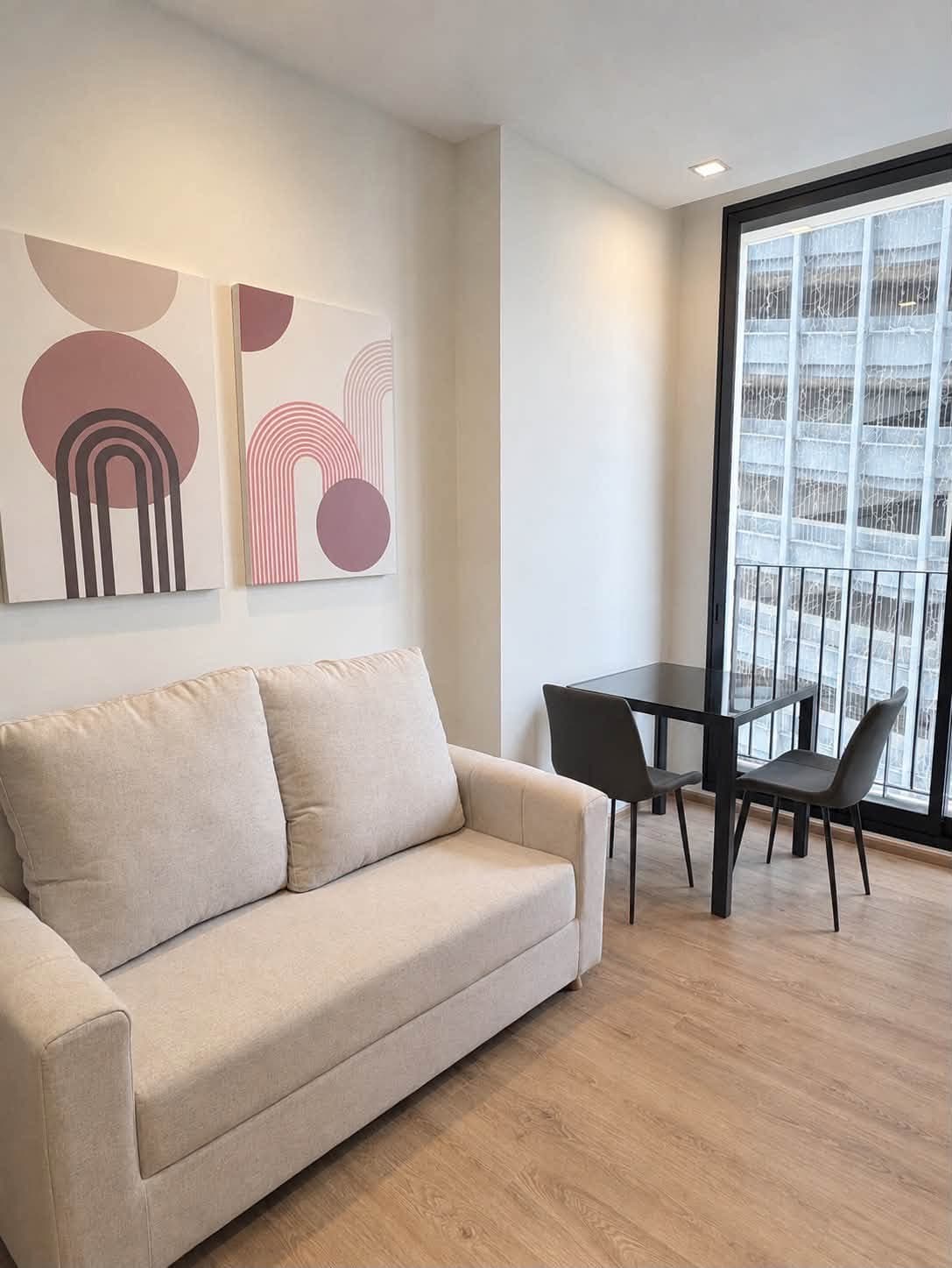 2 Bedrooms for Rent