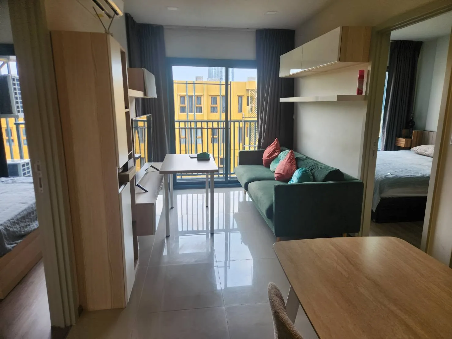 2 Bedrooms for Rent or Sale