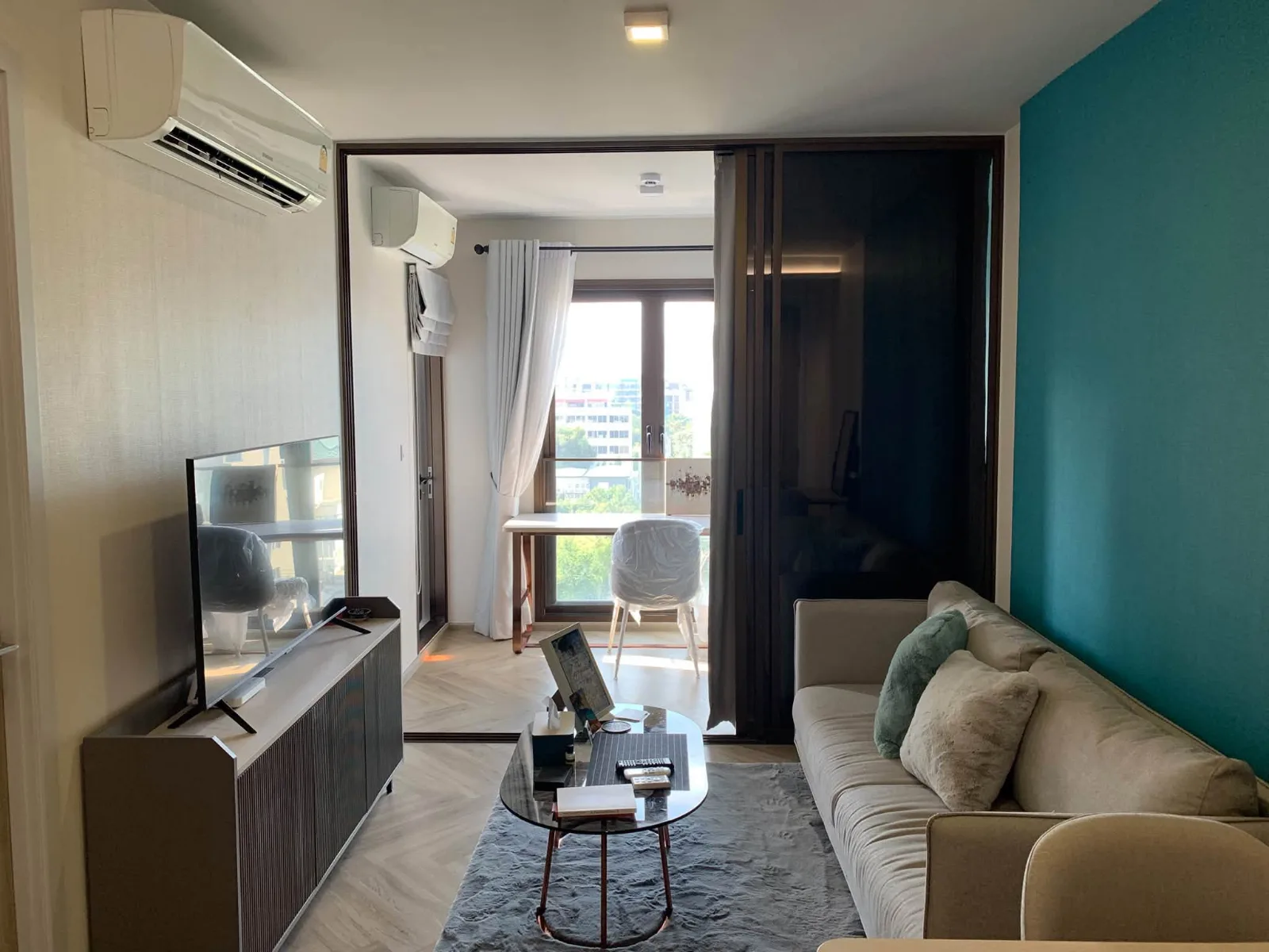 2 Bedrooms for Rent