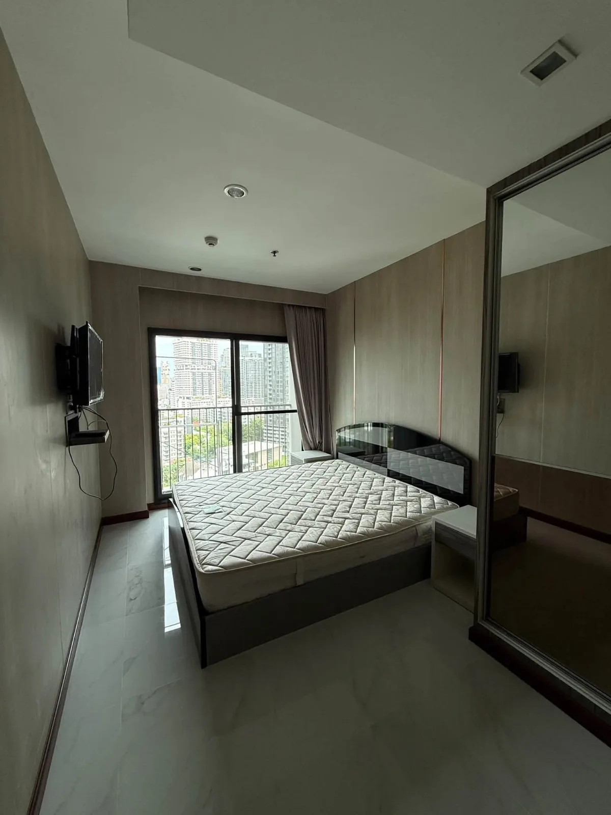 1 Bedroom for Rent