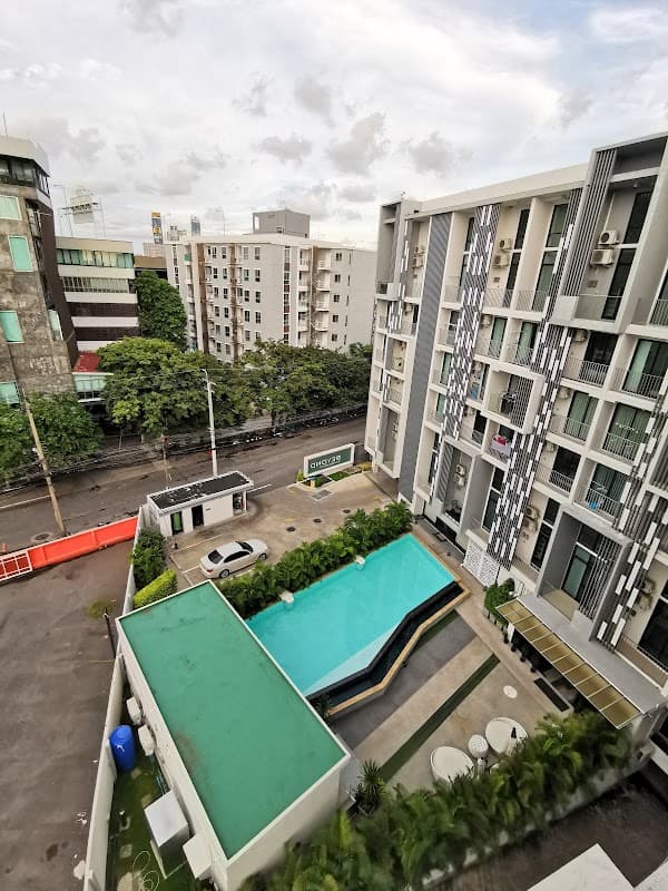 Beyond Sukhumvit