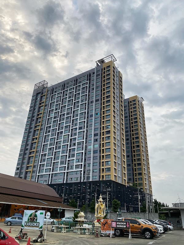 J Condo Sathorn - Kanlapraphruek