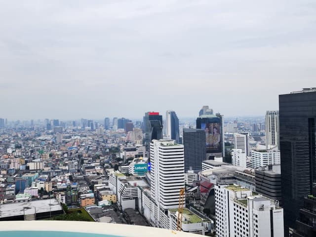 Life Asoke-Rama 9