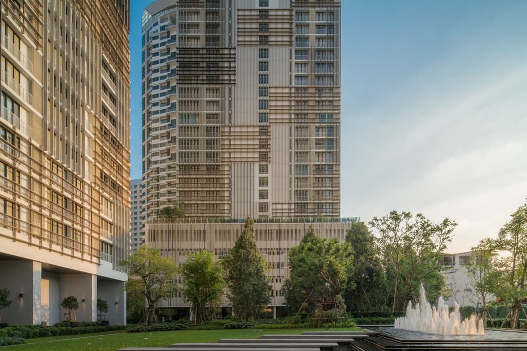 Park Origin Phrom Phong
