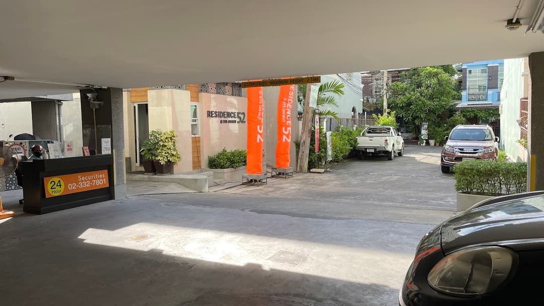 Residence 52 Condominium