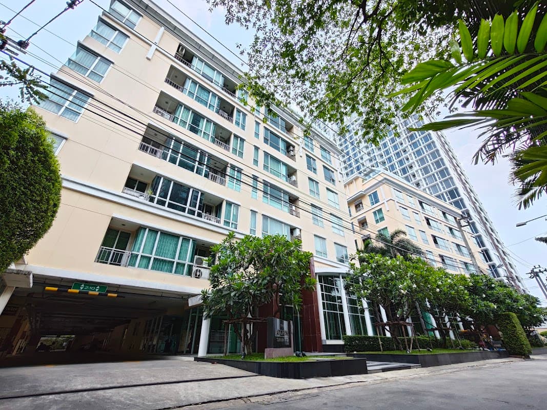 The Address Sukhumvit 42