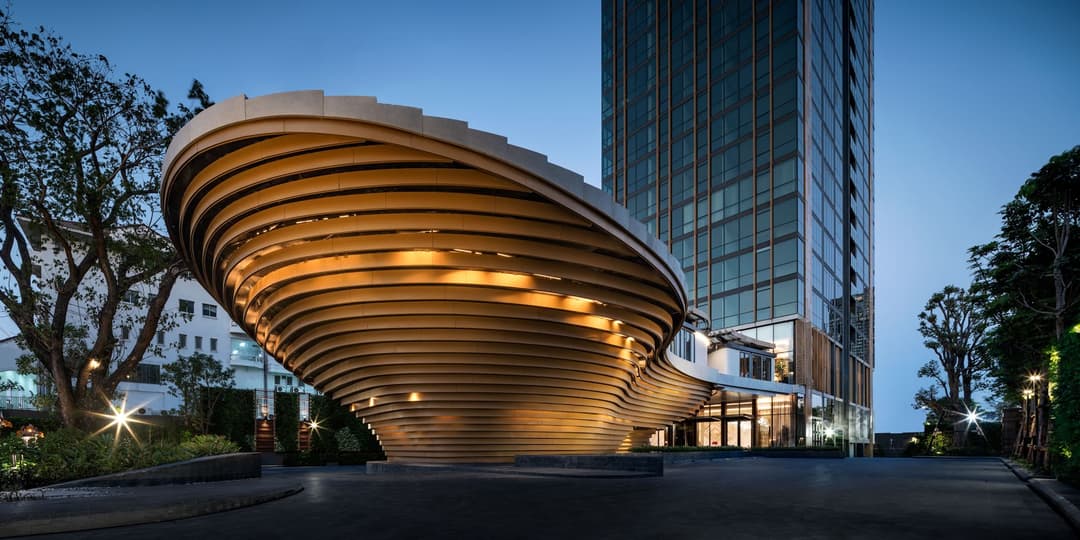 The monument Thonglor