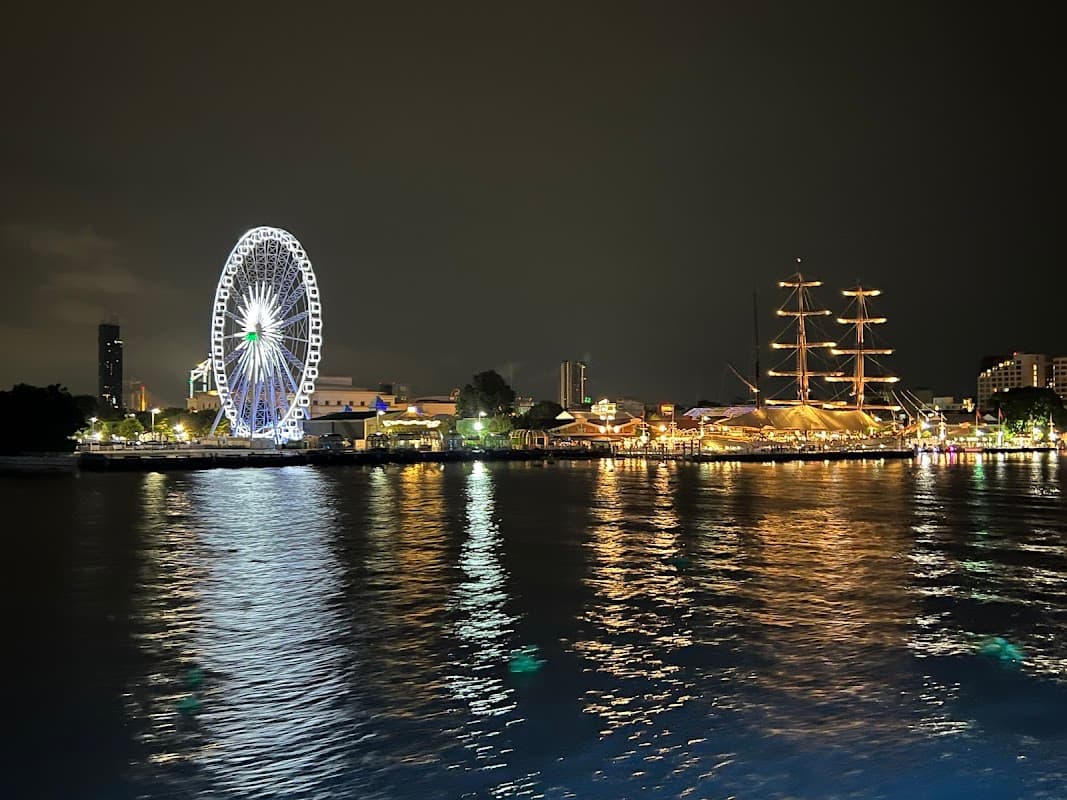 Watermark Chao Phraya